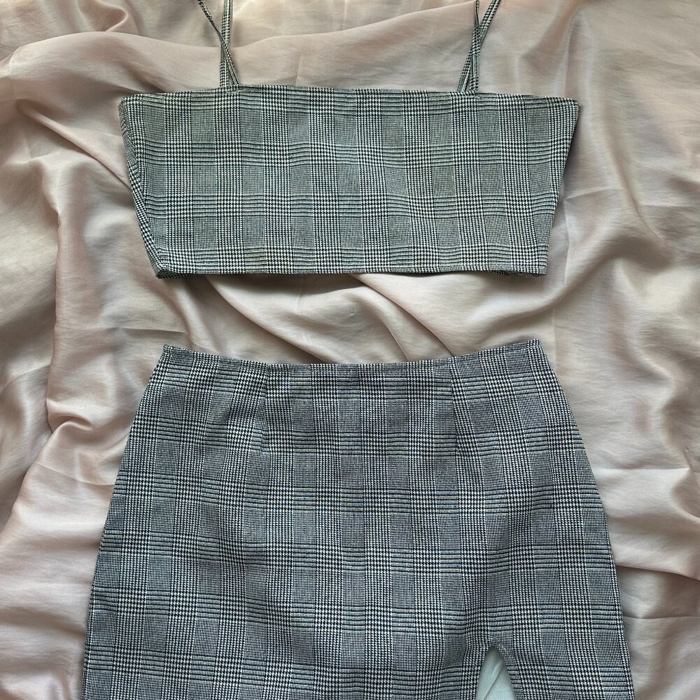 2 Piece Set Gray Plaid Crop Top & Mini Skirt | Size S